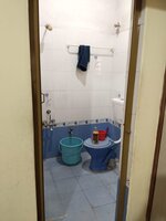 Sub Unit : bathrooms 2