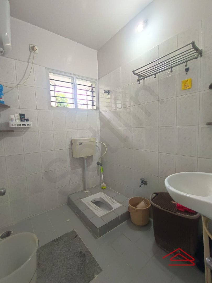 Bathroom 2