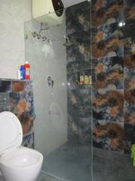 Sub Unit : bathrooms 1