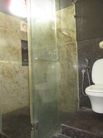 Sub Unit : bathrooms 4