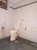 Sub Unit : bathrooms 1