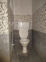 Sub Unit : bathrooms 1