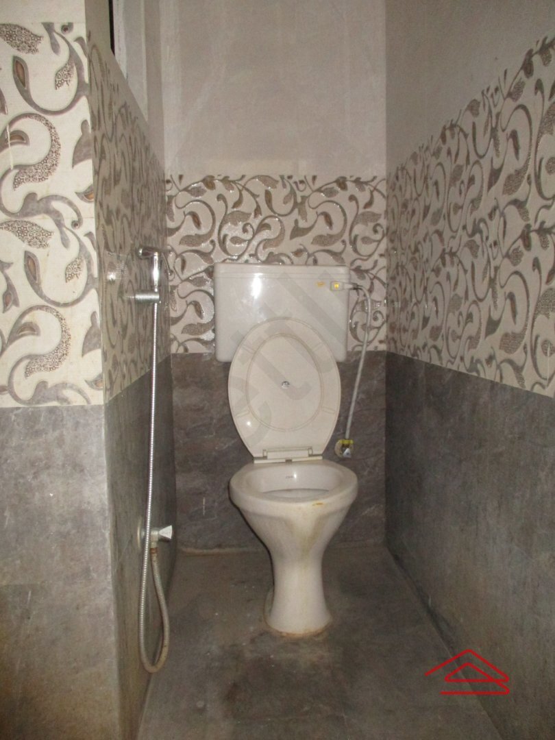 Sub Unit : bathrooms 1