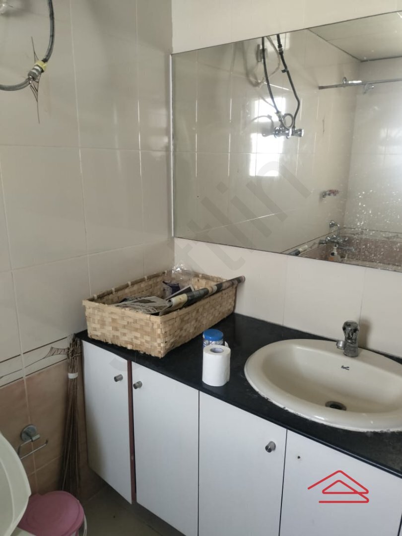 Bathroom 4