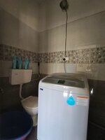 bathroom 7