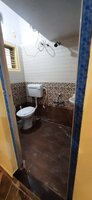 Sub Unit : bathrooms 1