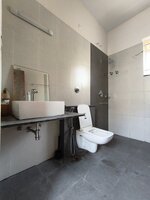 Bathroom 4