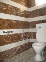 Sub Unit : bathrooms 1