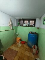 Sub Unit : bathrooms 1