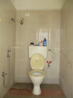 Sub Unit : bathrooms 4