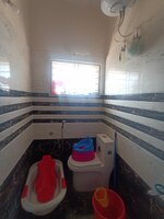 Sub Unit : bathrooms 1