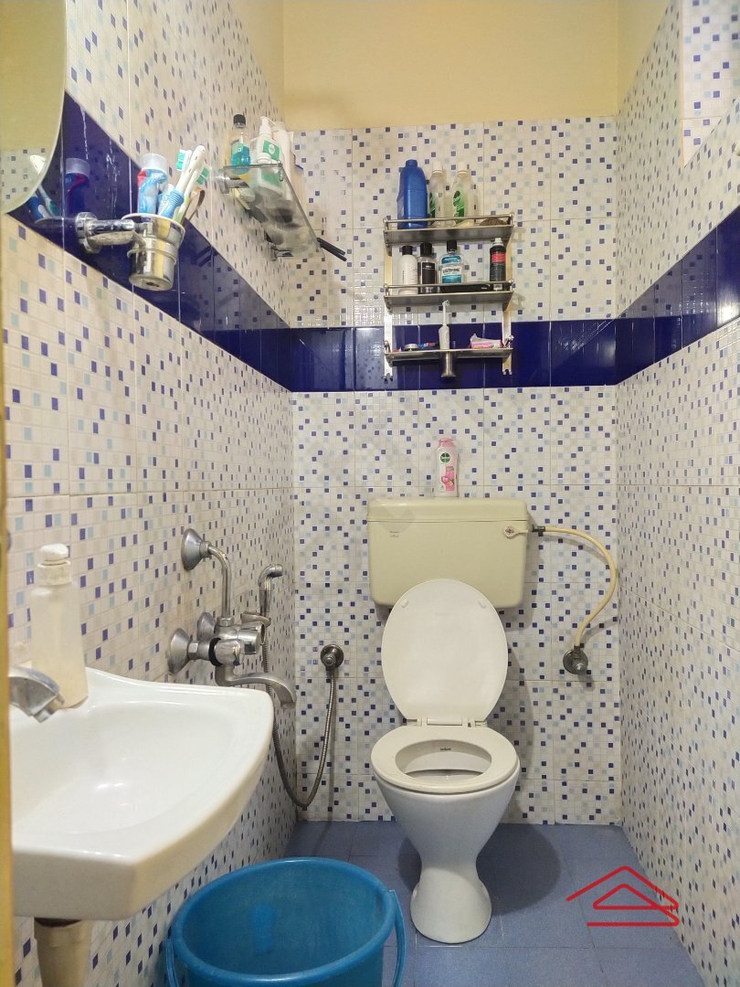 bathrooms 4