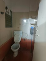 Servant Bathroom 1