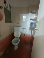 Servant Bathroom 1