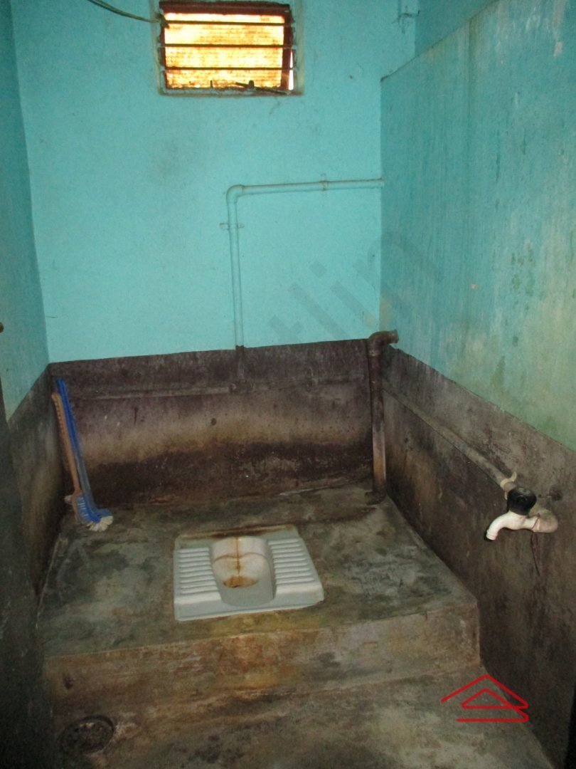 Sub Unit : bathrooms 1