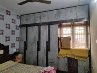 Sub Unit : bedrooms 4