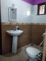 Sub Unit : bathrooms 1