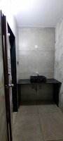 bathrooms 2