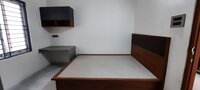 bedrooms 2