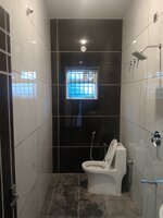 Sub Unit : bathrooms 1