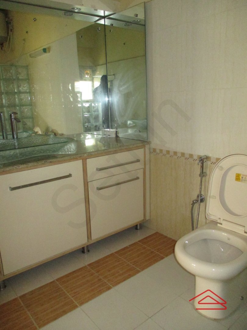 Bathroom 4
