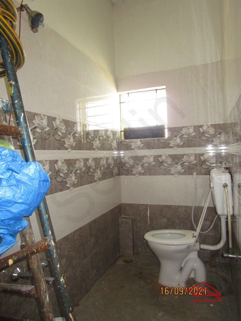 Sub Unit : bathrooms 1