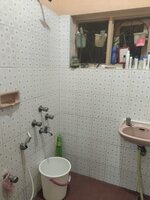 Sub Unit : bathrooms 3